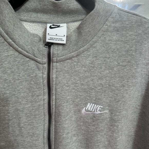 Women’s Embroidered Nike Zip Sweater. Fit is oversized. - Picture 2 of 5
